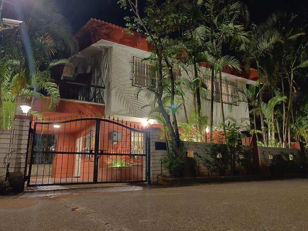 Sunstone Villa Лонавала Экстерьер фото